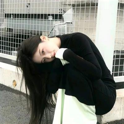 持摄像机的人